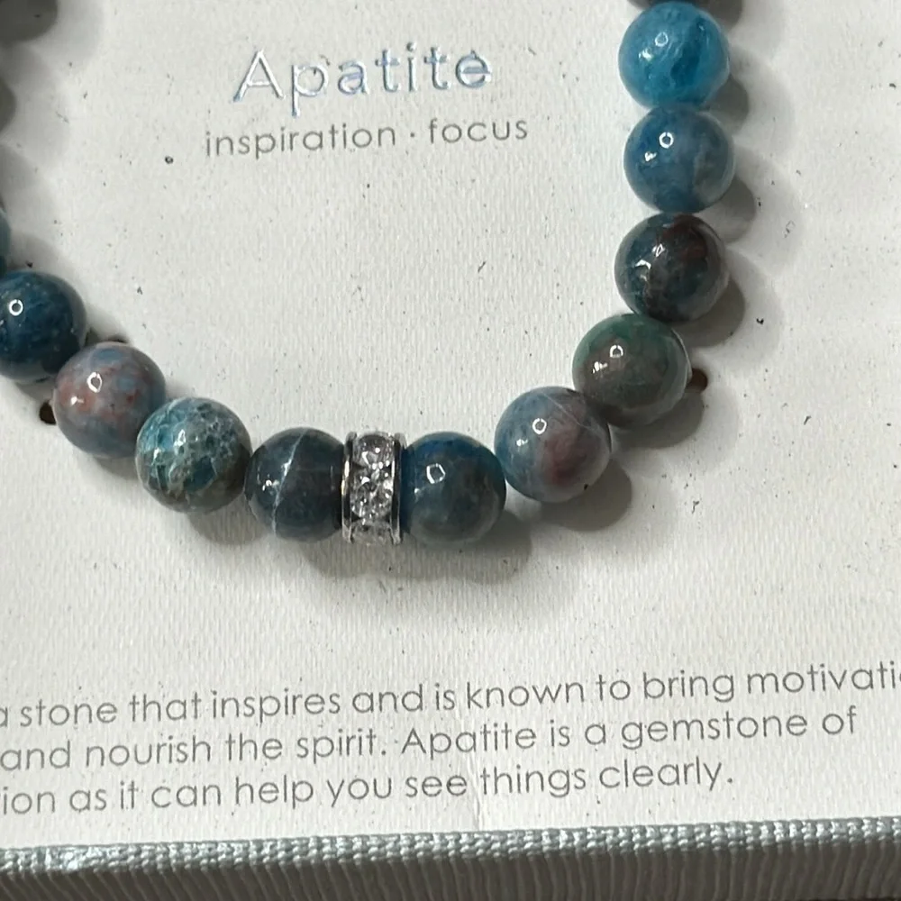 Essential Ritual Apatite Gemstone Bracelet - Picture 3 of 3